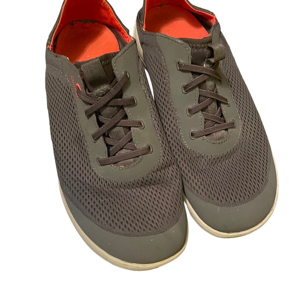 Olukai Moku Pae Charcoal Slip Ons Size 9 - Picture 2 of 5